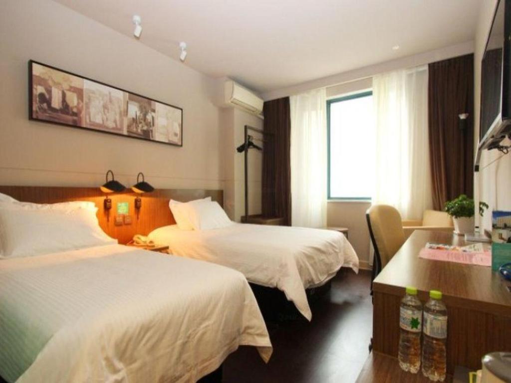 Jinjiang Inn Select Wuhan Xinhua Road Xiehe Hospital Екстер'єр фото