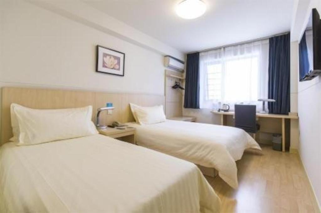 Jinjiang Inn Select Wuhan Xinhua Road Xiehe Hospital Екстер'єр фото