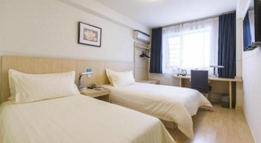 Jinjiang Inn Select Wuhan Xinhua Road Xiehe Hospital Екстер'єр фото