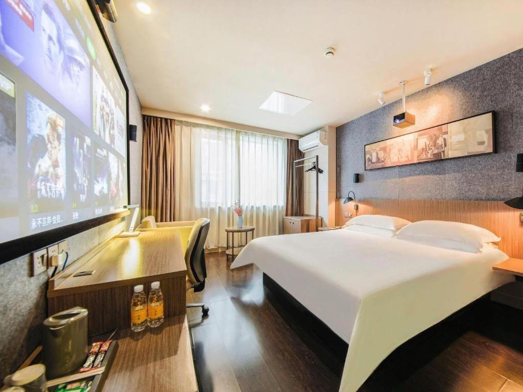 Jinjiang Inn Select Wuhan Xinhua Road Xiehe Hospital Екстер'єр фото
