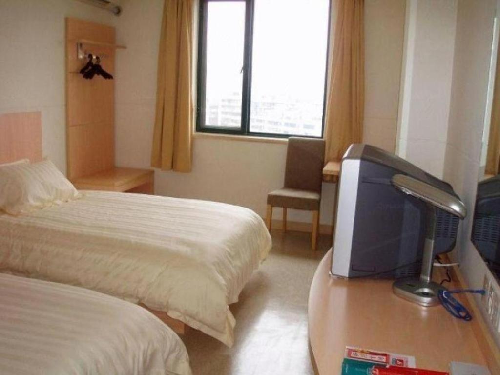 Jinjiang Inn Select Wuhan Xinhua Road Xiehe Hospital Екстер'єр фото