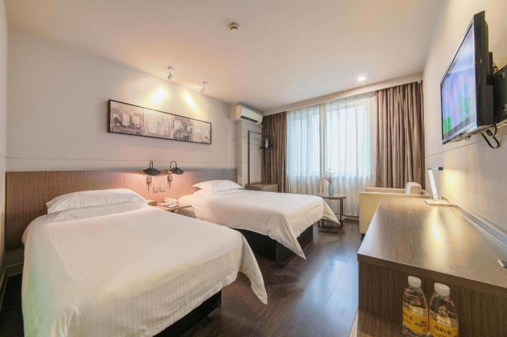 Jinjiang Inn Select Wuhan Xinhua Road Xiehe Hospital Екстер'єр фото